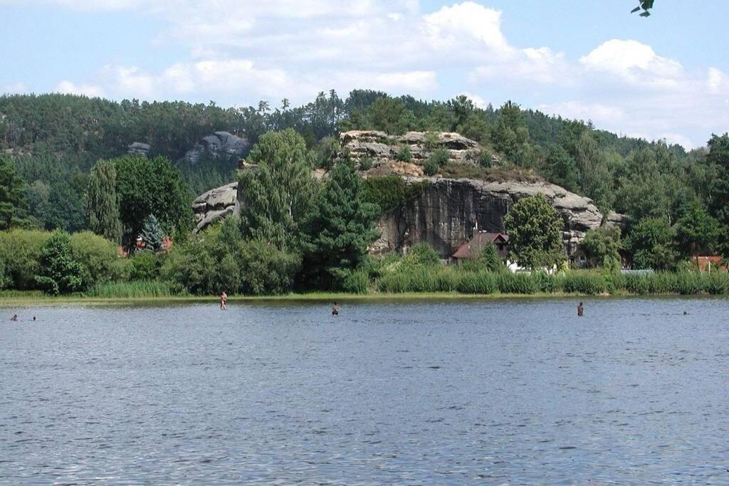 Apartman U Ceskeho Raje Kněžmost Kültér fotó